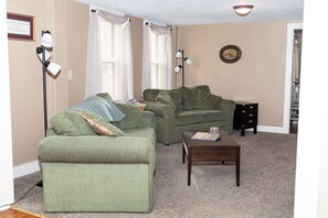 Smart TV, DVD player, books