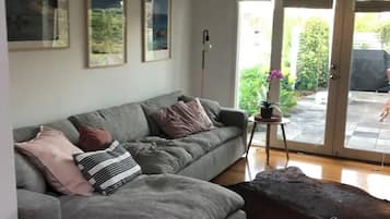 TV, fireplace, DVD player, stereo