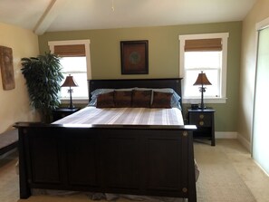 3 habitaciones, tabla de planchar con plancha, cuna de viaje y wifi 