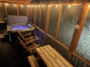 Tina de hidromasaje interior