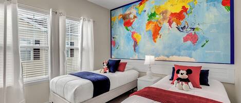 4 bedrooms, travel crib, WiFi, bed sheets