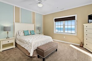 4 chambres, fer et planche à repasser