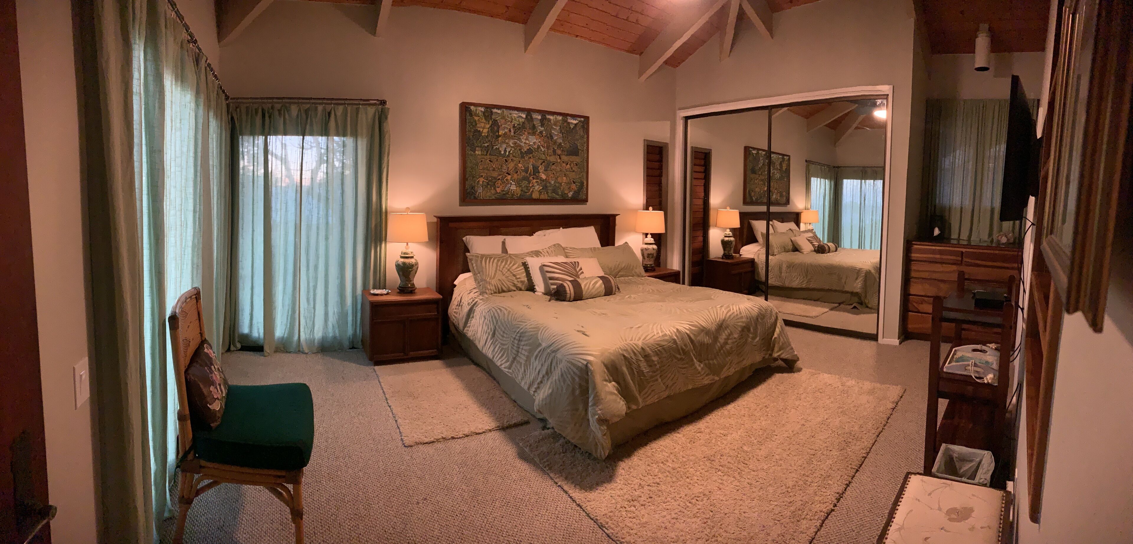 3 bedrooms, in-room safe, desk, iron/ironing board