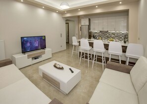 Apartamento | Sala de estar | TV