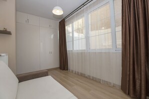 Apartamento | 3 quartos, espaço de trabalho para notebook