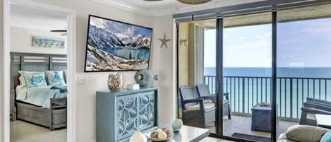 Smart TV, reproductor de DVD y libros