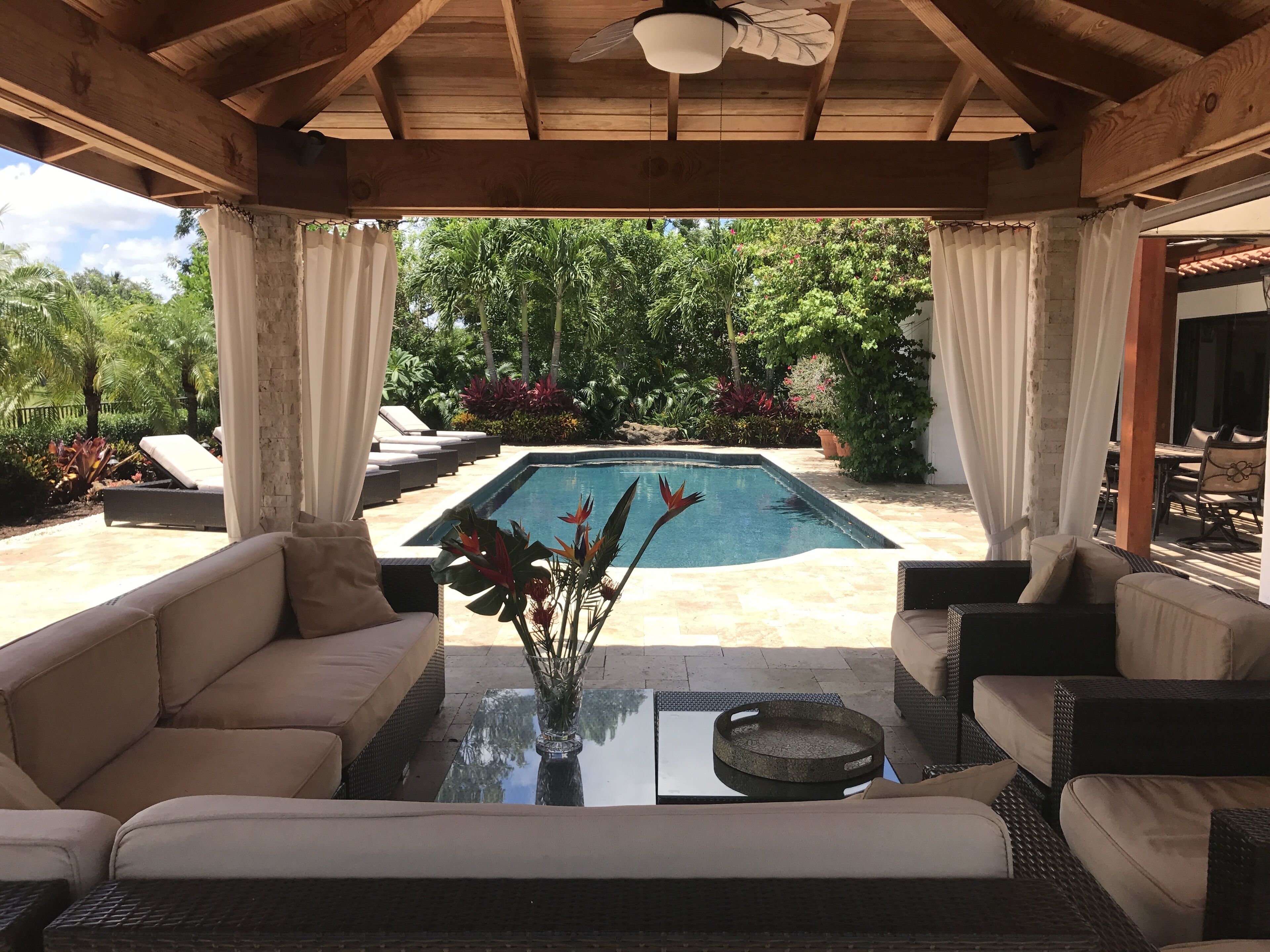 室外泳池、暖水池