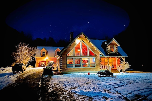 Active Tinmouth cabin in the eve!