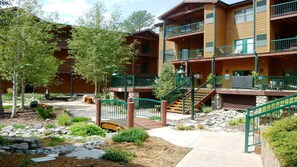 Exterior - The Mountain Retreat - A Luxurious 3 Bedroom, 3 Bath Condo can Sleep up to 8! (Ruidoso)