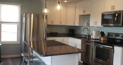 Penthouse Suite in the heart Sylvan Beach Resort