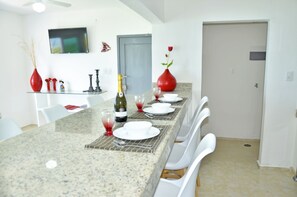 Exclusive Apartment, 2 Bedrooms, Oceanfront - Amigo Rental Isla Mujeres (Isla Mujeres)