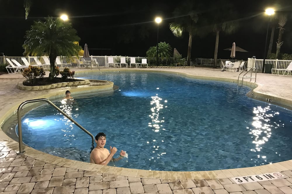 Disney's attractions while staying at an affordable resort and pet friendly!