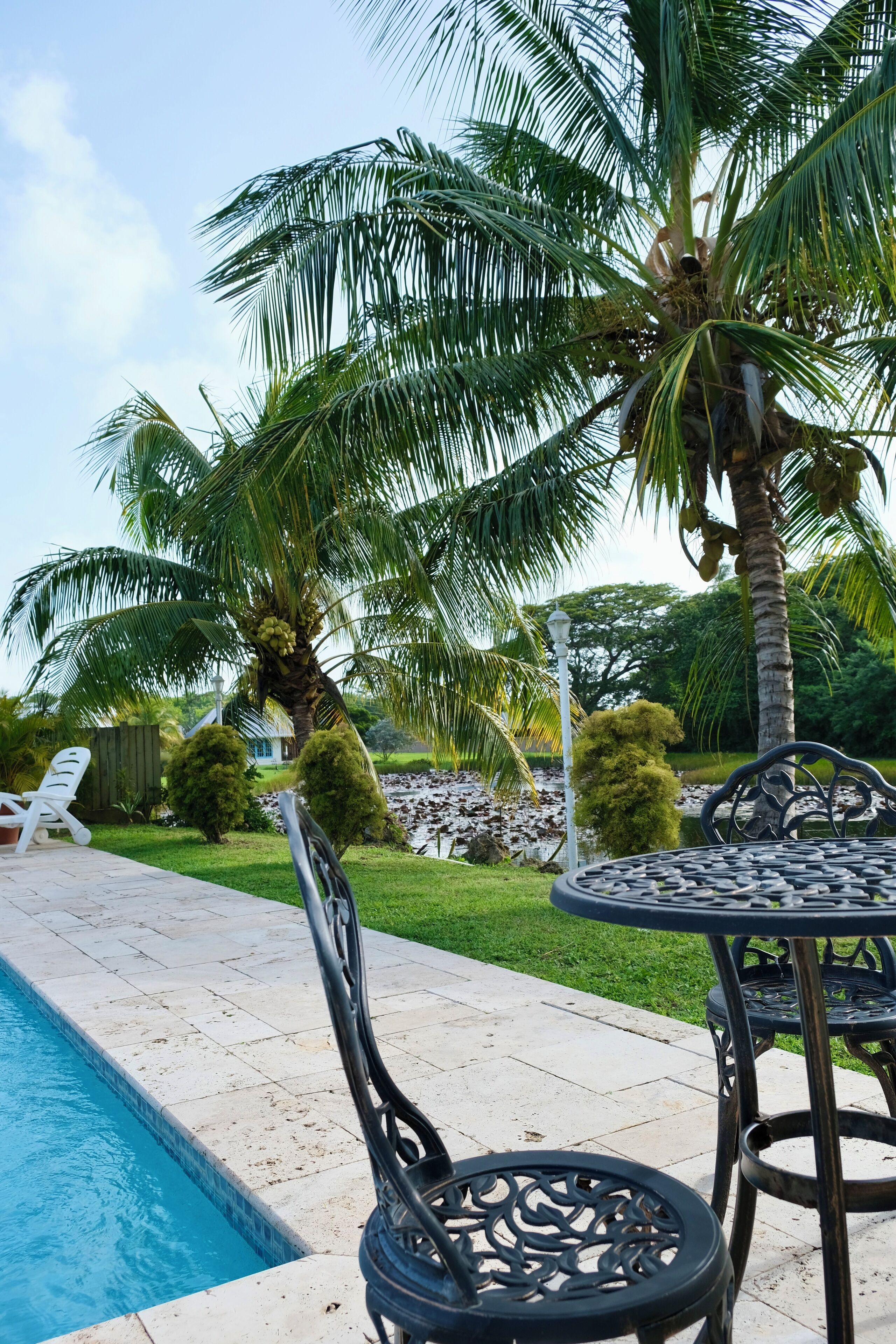 VILLA LAKE HAVEN _ Beautiful Villa at Lakes Edge, Architectural Designed
