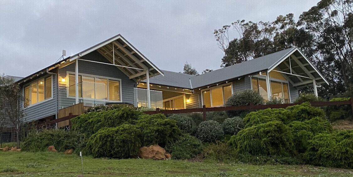 SUNSET DECK - Yallingup Brand NEW Home!