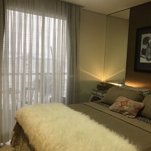 3 quartos, escrivaninha, ferros/tábuas de passar roupa, Wi-Fi