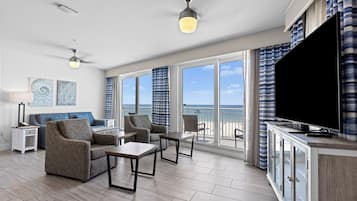 Penthouse, 3 Bedrooms (Gulf Front) | Living area