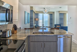 냉장고, 전자레인지, 오븐, 쿡탑