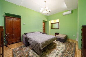 1 bedroom