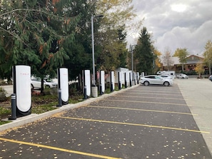 Property grounds - Whistler Upper Village Executive Condo (Whistler)