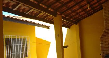 Delightful 2-bedroom house with barbecue.