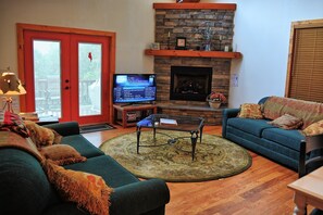 TV, fireplace, DVD player