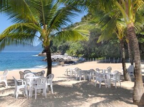 Sun-loungers