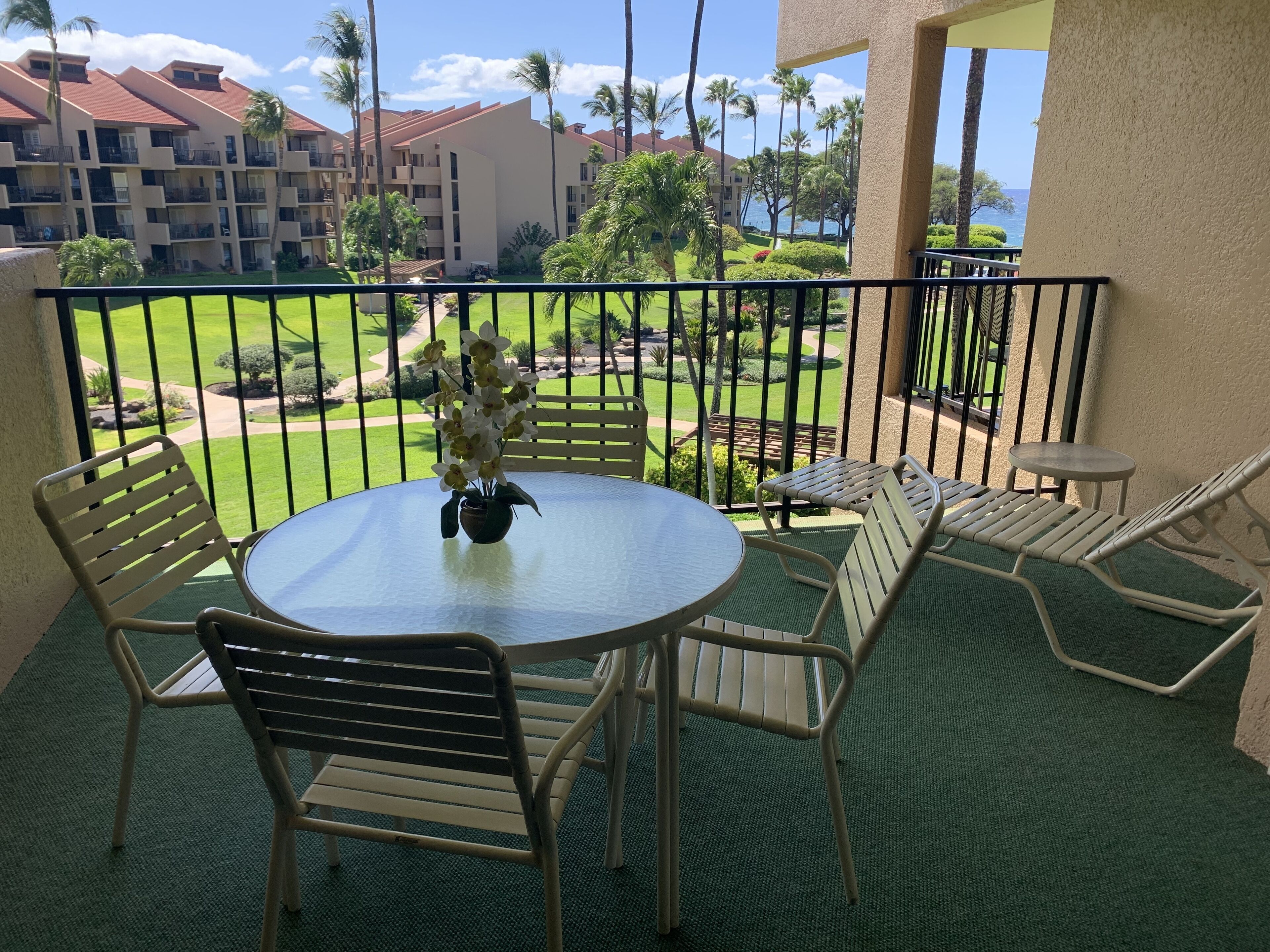 Kamaole Sands 1 BR\/2 BA Oceanview w\/Large Lanai (Unit 2-303)  - Photo 9