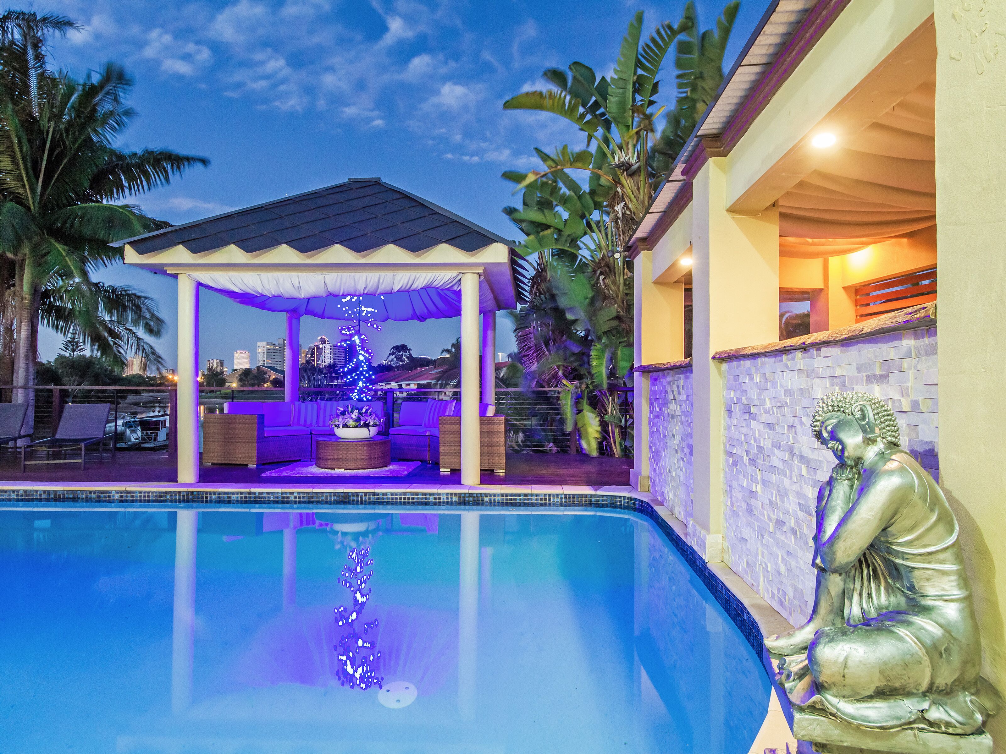 Rio Vista Waters - the perfect entertainer