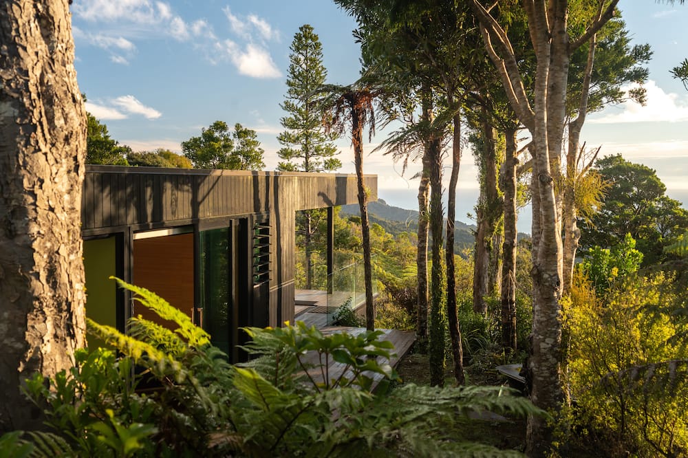Stunningly Private Piha Retreat