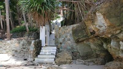 Tropical Island Villa Overlooking Playa Galeón – 30-Night Minimum Isla Contadora