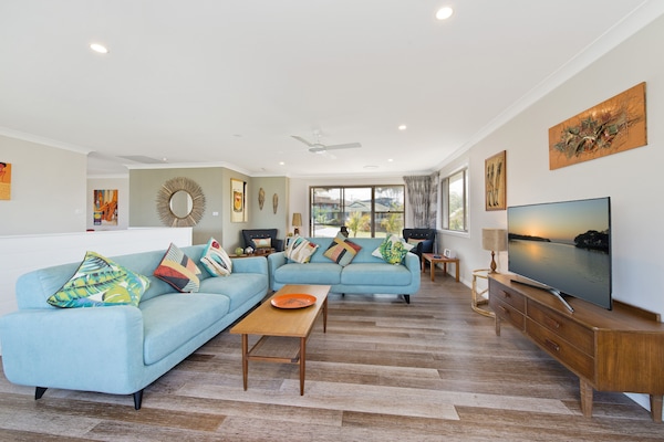 Upstairs living area