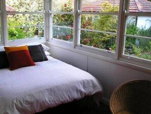 2 soverom, strykejern/-brett, wi-fi (inkludert) og sengetøy