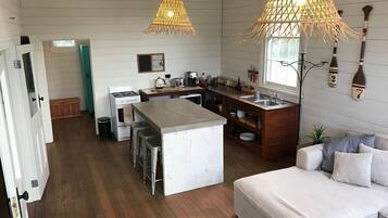 Télévision, lecteur de DVD, vidéothÚque, chaßne hi-fi