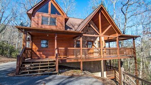 Exterior - BLUE RIDGE TREE HOUSE - Relax in the ambiance of Blue Ridge - Private-EZ access (Blue Ridge)
