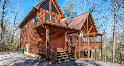 BLUE RIDGE TREE HOUSE - Relax in the ambiance of Blue Ridge - Private-EZ access