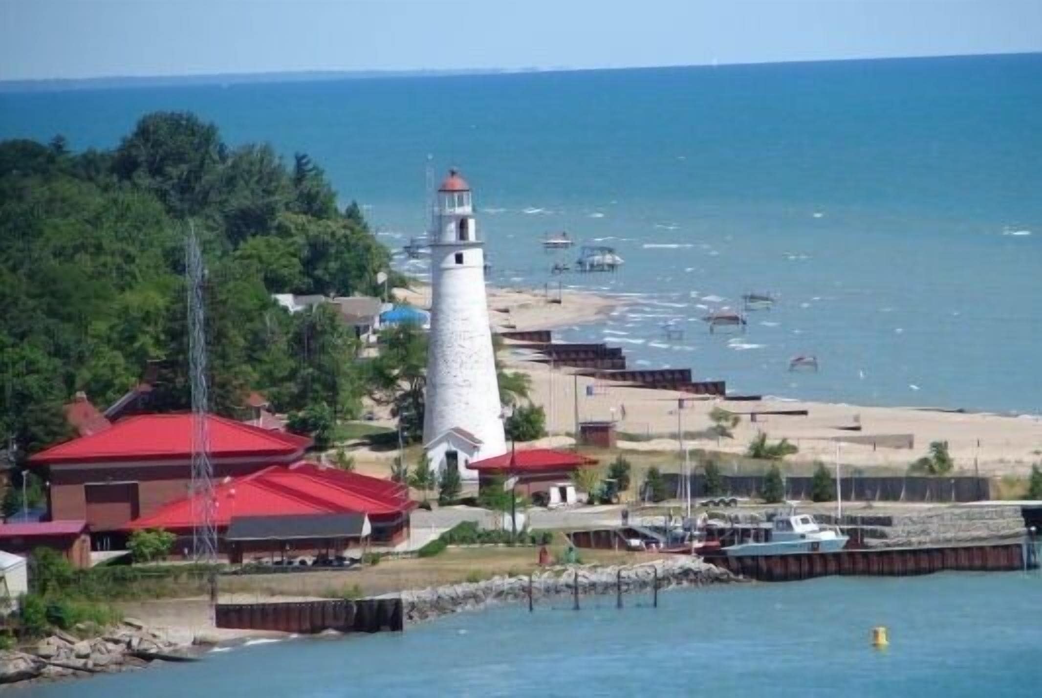 Port Huron Cottage Home Steps To St. Clair River And 4 Blocks To Beach On Lake