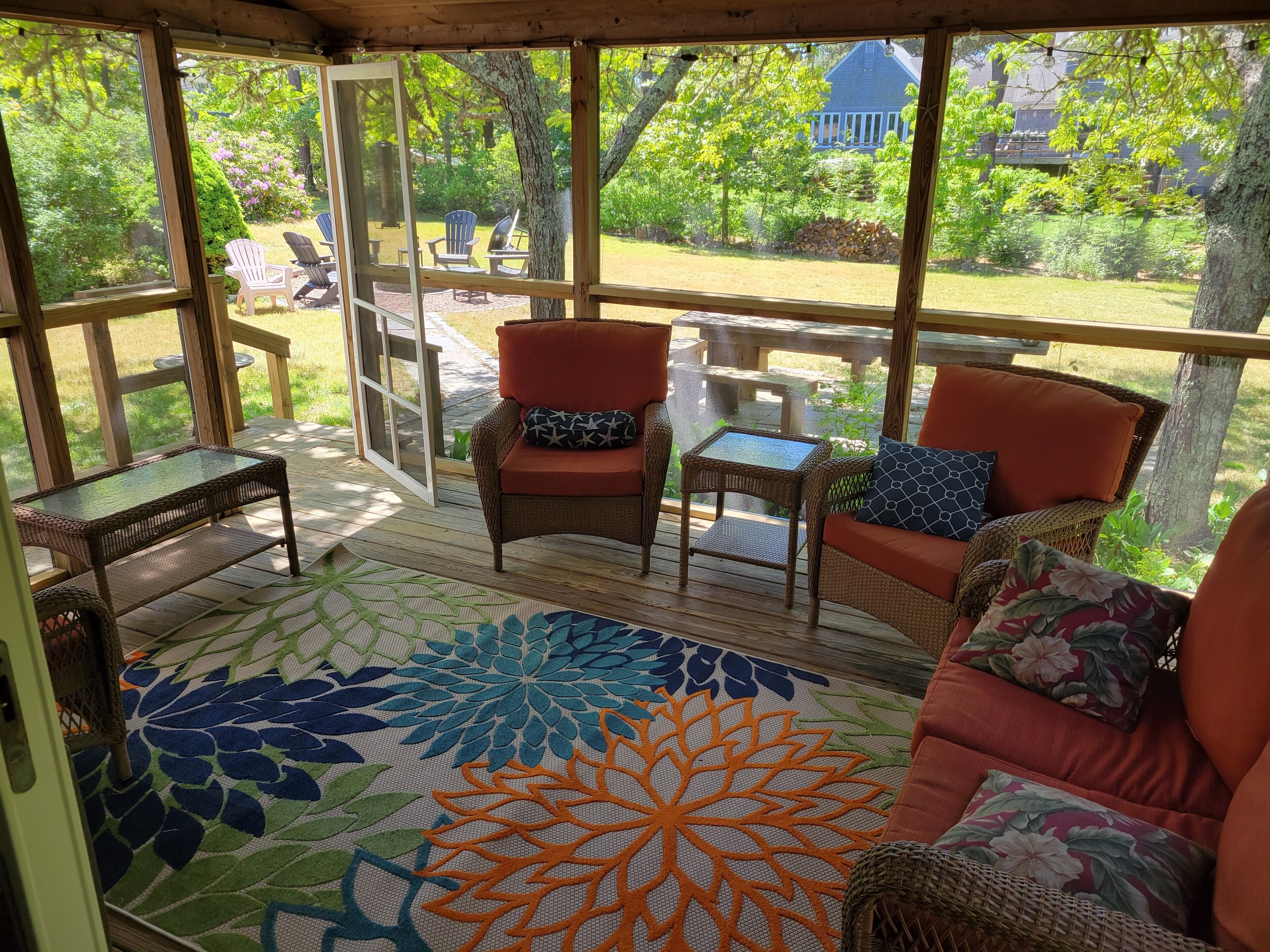Recently Renovated Cape Close To Boat Meadow Beach And Great Pond.