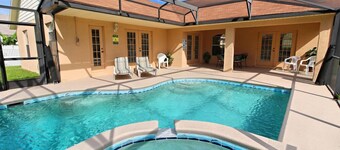 Upgraded Orange Tree Home With Lots Of Extras!