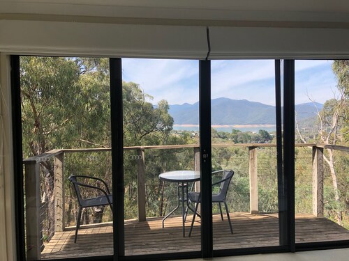 Ngurra Mountain Bay Mansfield