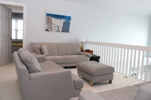 Smart TV, DVD player