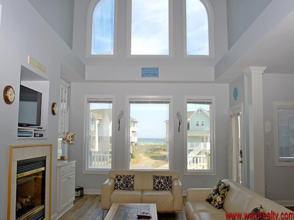 Smart TV, DVD player