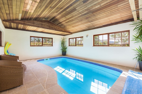 The indoor heated pool, lovely to use all year round.