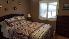 3 habitaciones, tabla de planchar con plancha y wifi gratis 