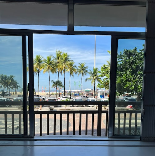 Fühlen Sie sich an der Küste der Copacabana wie zu Hause - 1 Suite + 1 Schlafzimmer