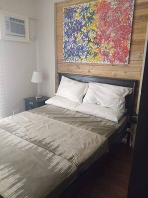 2 quartos, ferros/tábuas de passar roupa, Wi-Fi, roupa de cama