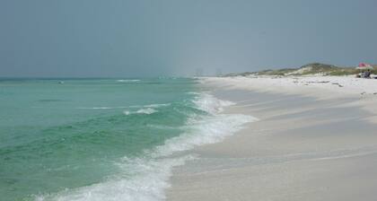 Beautiful Townhouse on the Sugar White Sands of Pensacola Beach, Fla