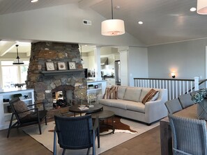 Smart TV, fireplace, DVD player, video library