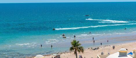 A la platja