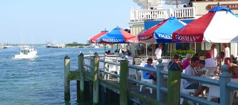 Beautiful Hither Hills Area - Walk to Ocean - Great Off-Season Rates