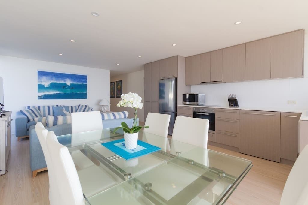 Seabreeze - Carefree Absolute Beachfront Living — image 2